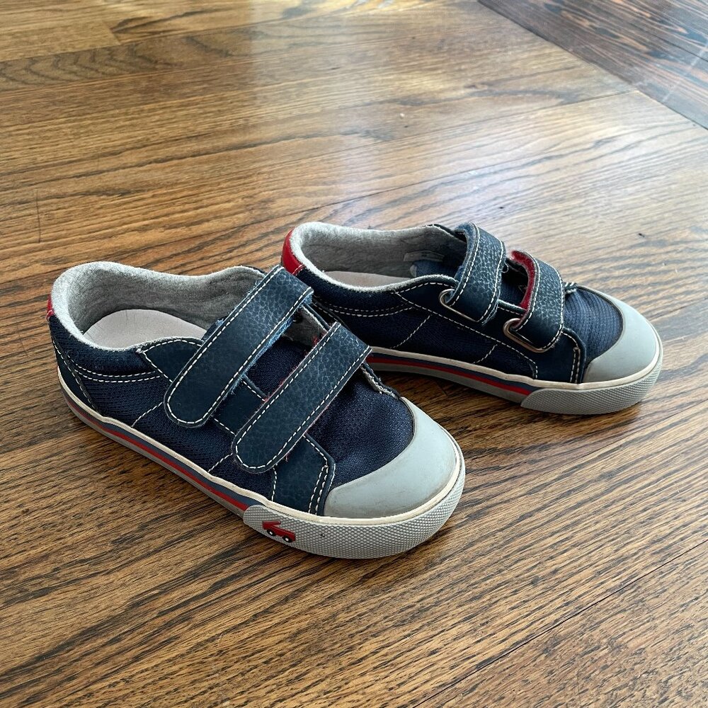See Kai Run Sneakers, size 10.5
